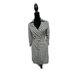 Julie Brown‎ NYC Geometric Wrap Dress Surplice Tie Knee Length S Black/White